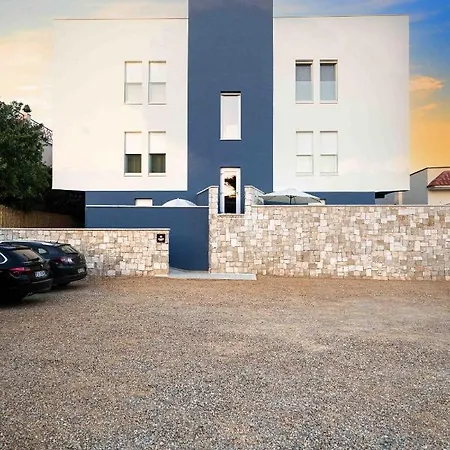 Mhami Guest house Pulsano