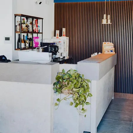 Mhami Guest house